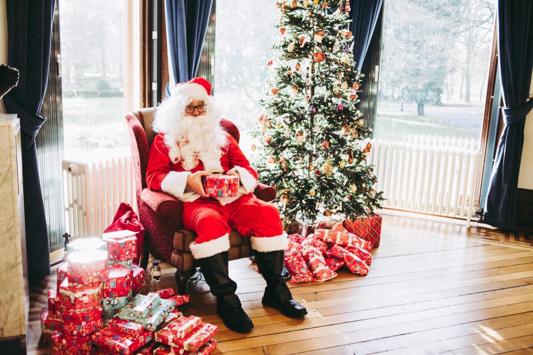 Father Christmas visits Wardown House, Museum & Gallery